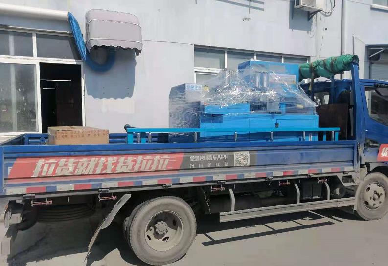 【江陰】全自動(dòng)光伏角碼切割機(jī)SDY-Q450，客戶采購(gòu)第三臺(tái)