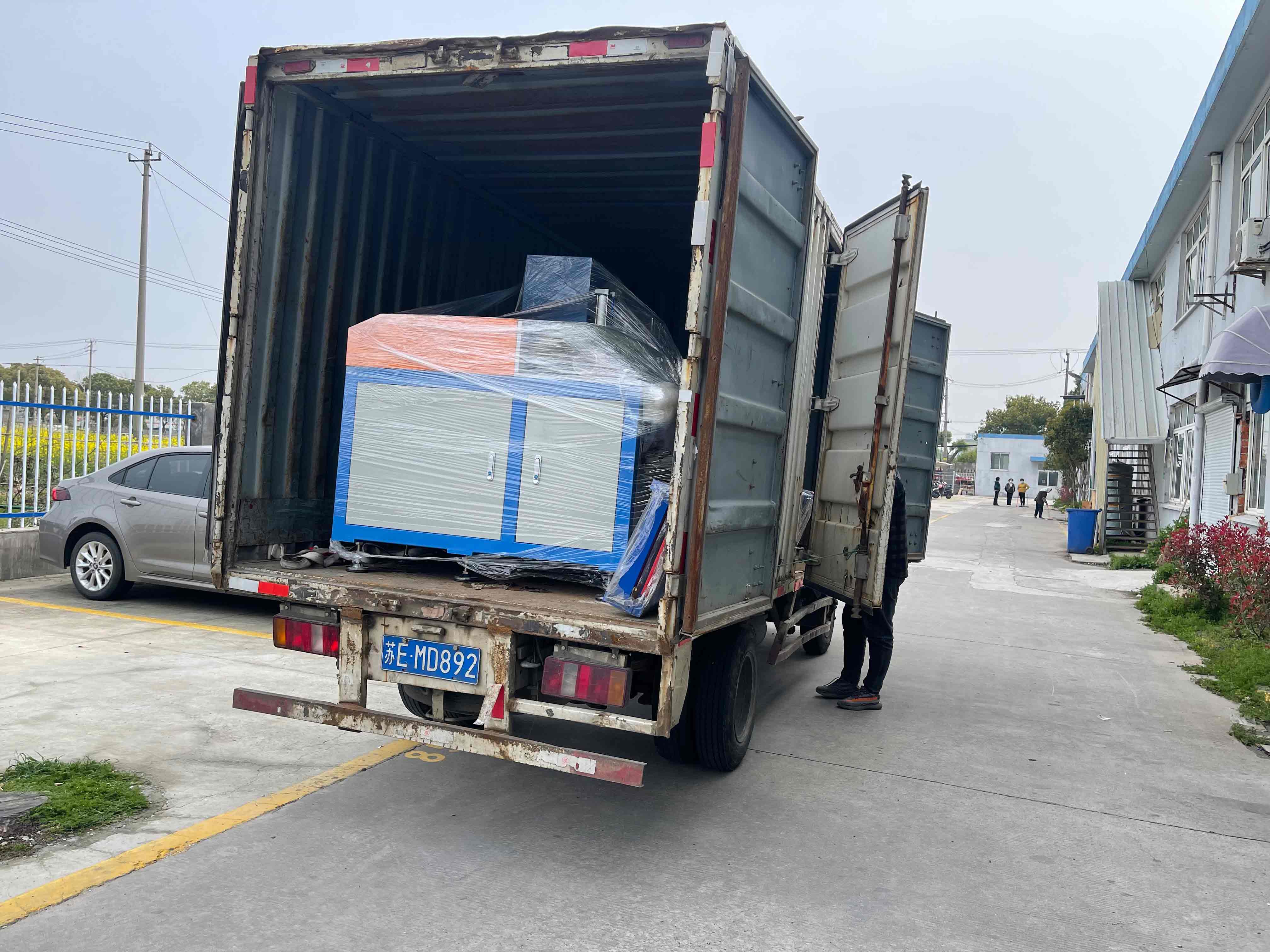 【青島】全自動切鋁機SDY-Q450已打包出庫，即將發(fā)往客戶現(xiàn)場